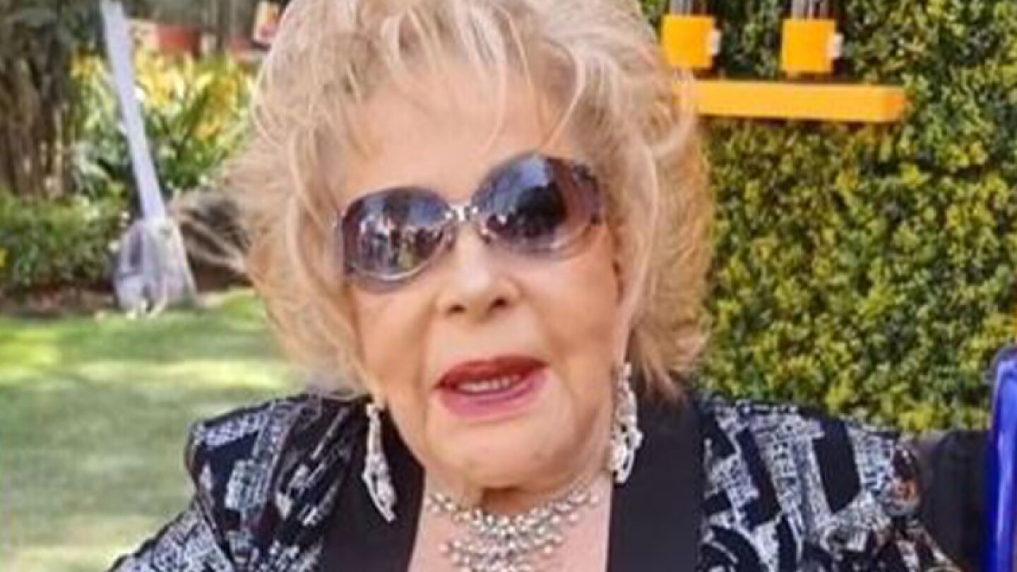 Fans de Silvia Pinal piden que la actriz ya no trabaje