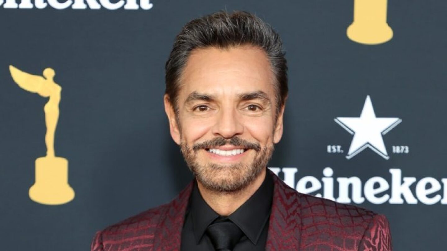 Eugenio Derbez es duramente criticado por su postura ante la reanudación del Tren Maya