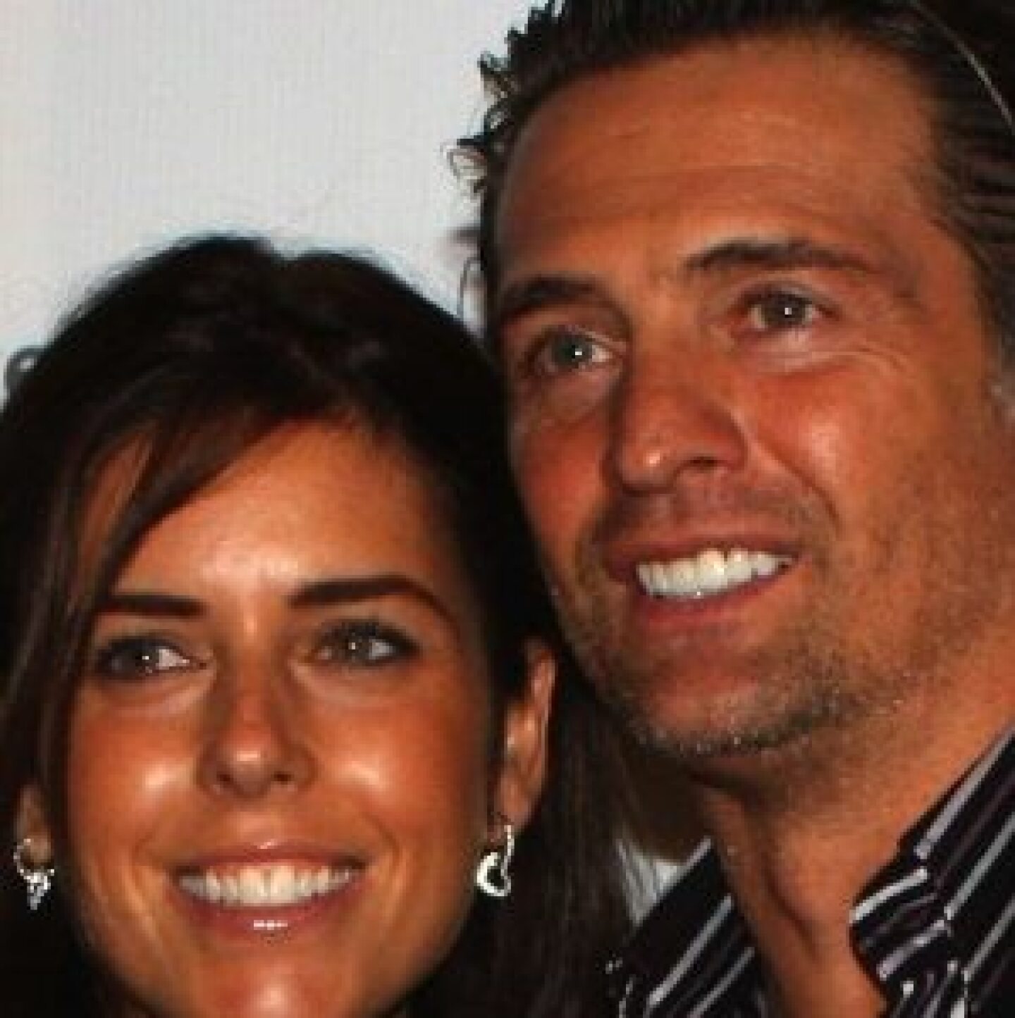 Maki y Juan van por nueve años de feliz matrimonio.