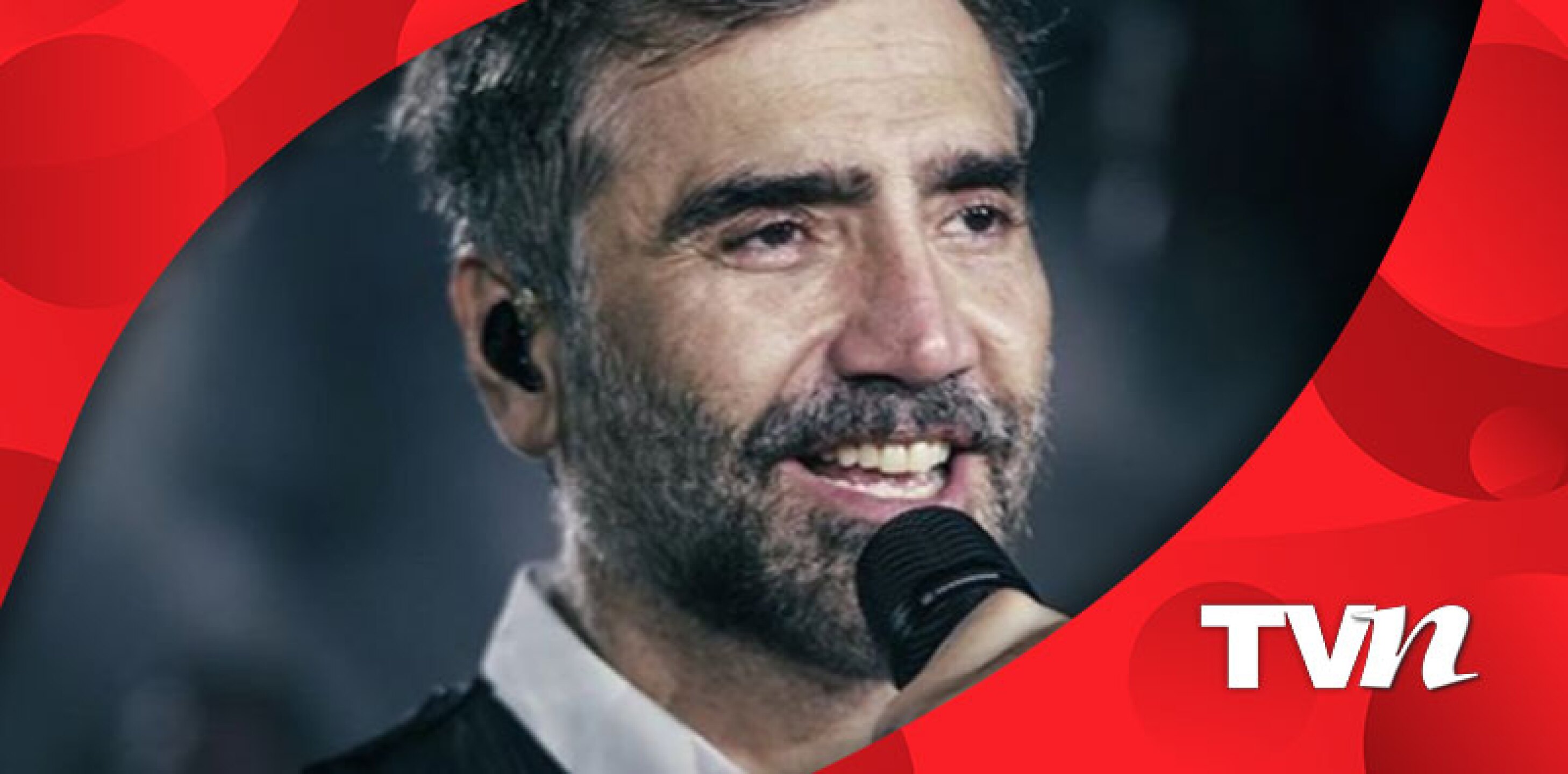 Instagram @alexoficial