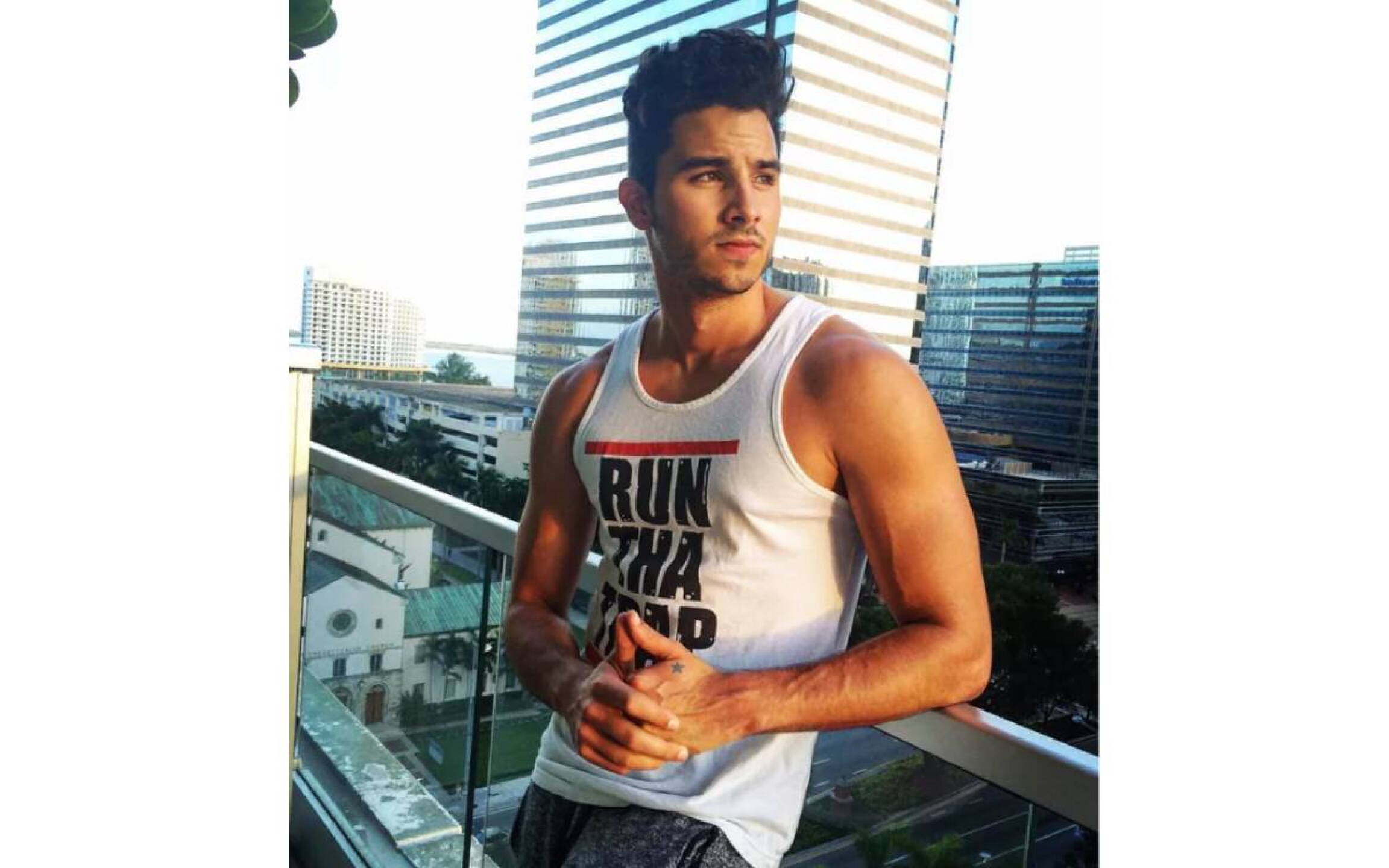 Mauro Menéndez, hijo de Aylín Mujica