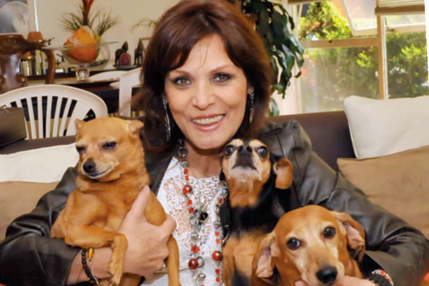 Ursula Pratts celebró su cumpleaños 53 y su victoria contra el cáncer que padecía.
