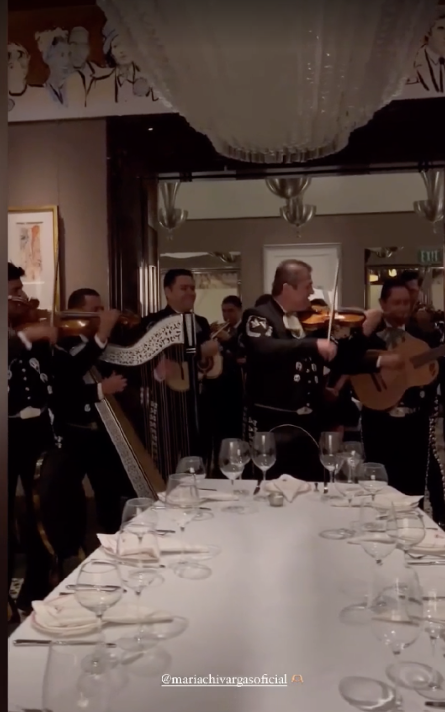 Mariachis cumpleaños Luis Miguel