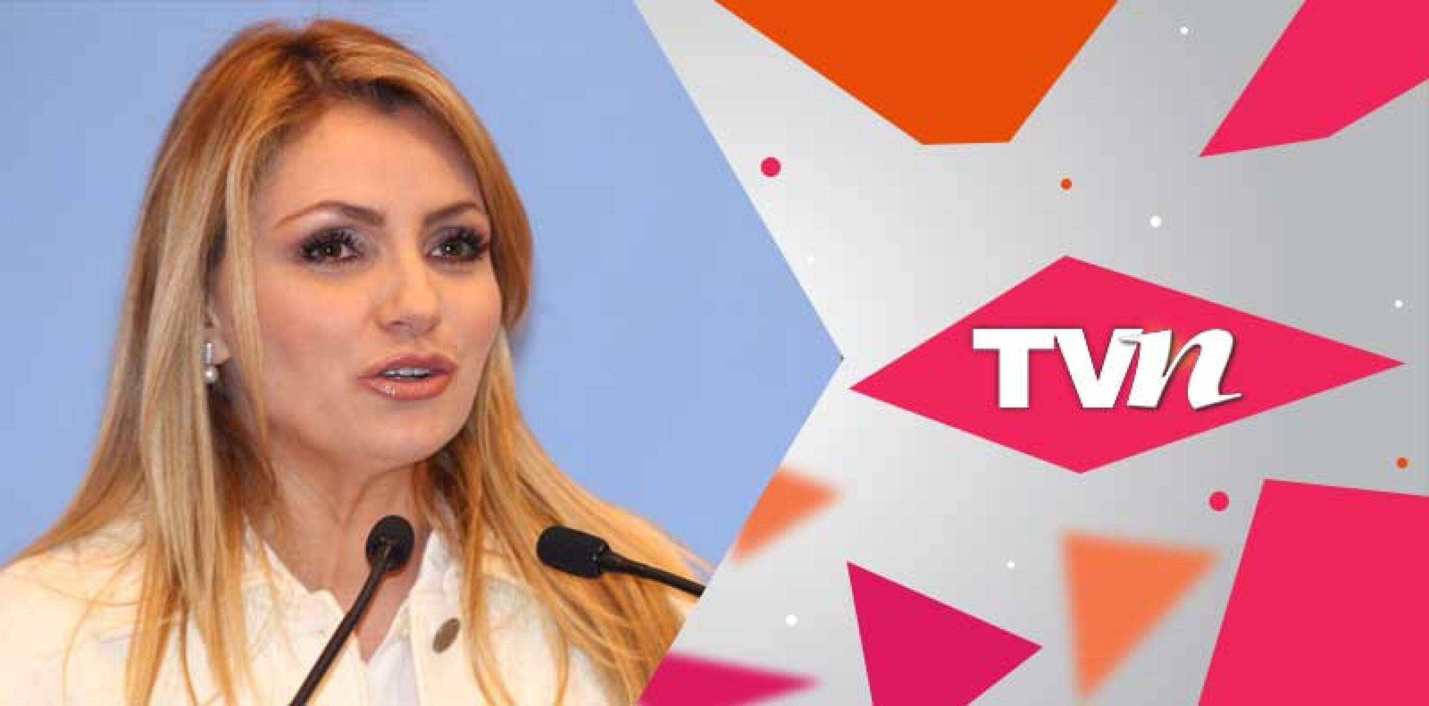 Angélica Rivera reaparece con familia de famoso cantante y las redes estallan 