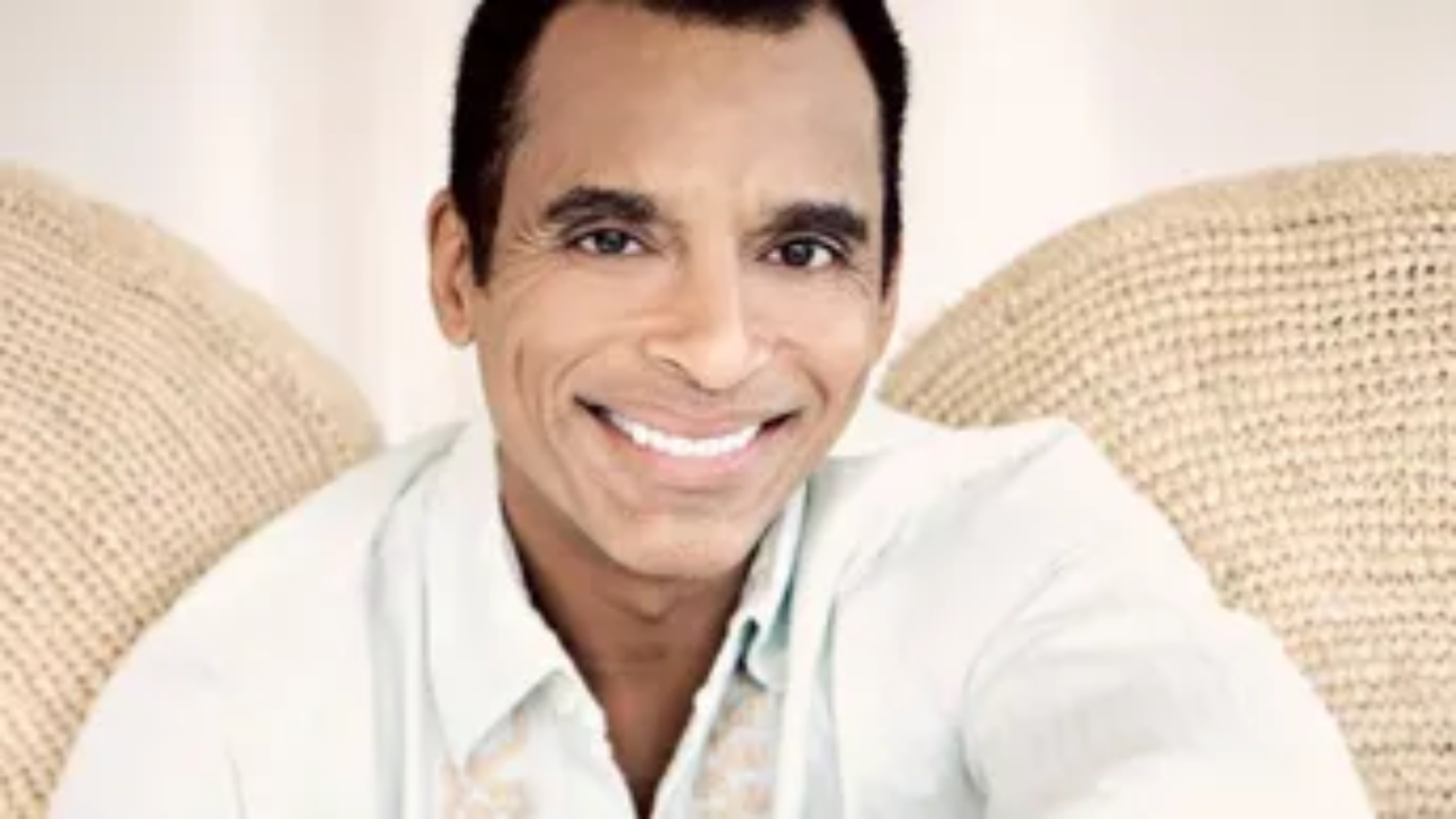 Jon Secada