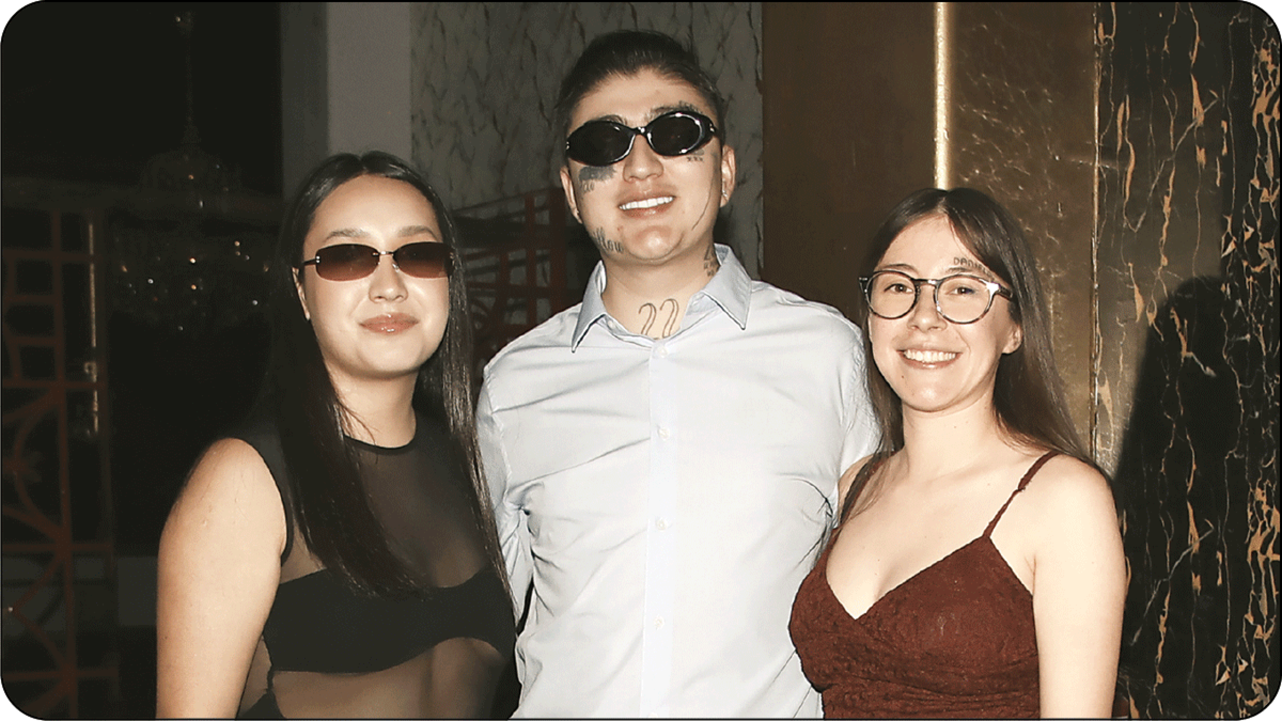 Dani Flow, su esposa, Jocelyne Lino, y su novia, Valeria Zepeda.