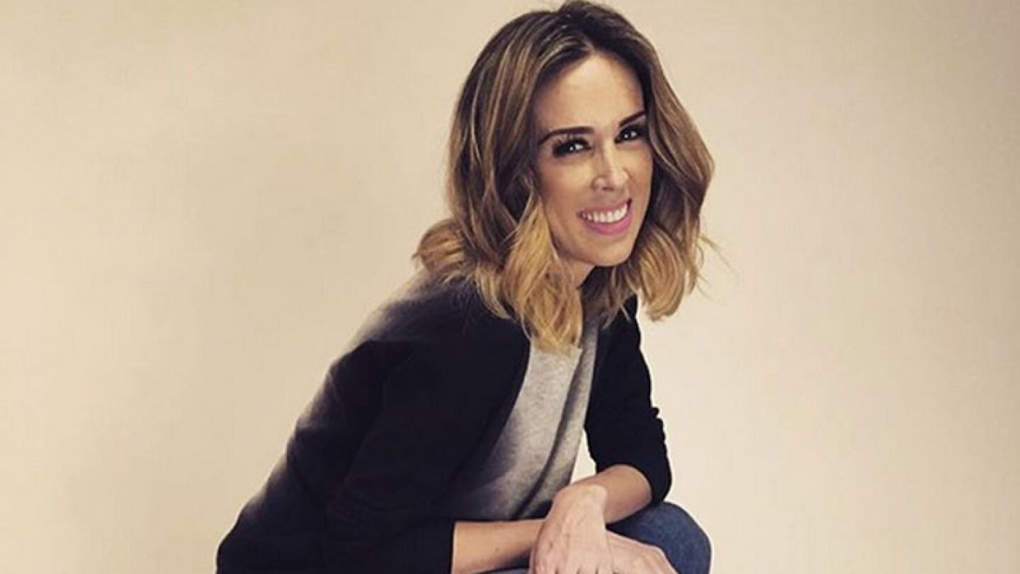Jacky Bracamontes n.