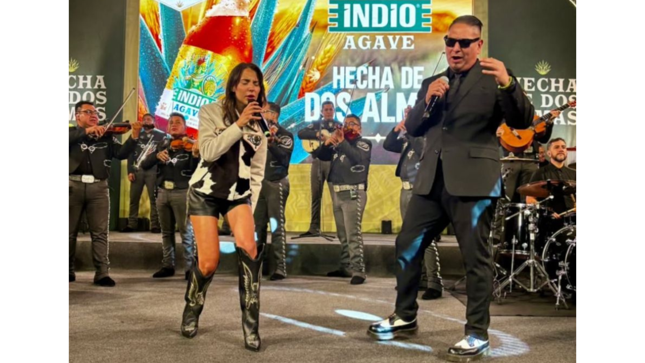 Majo Aguilar cantó con Inspector