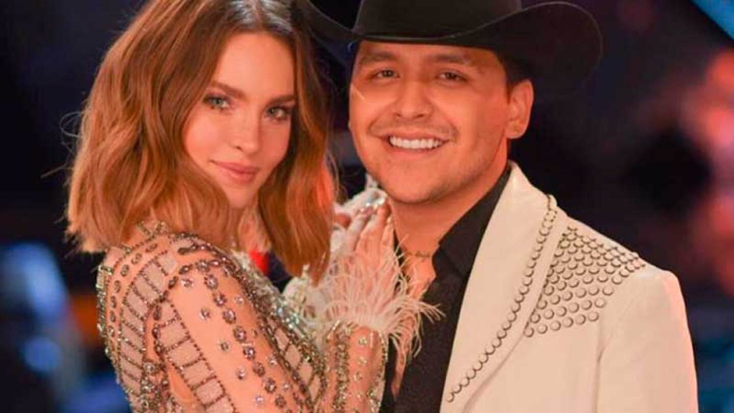 Belinda y Christian Nodal derrochan amor en los Billboard 2021