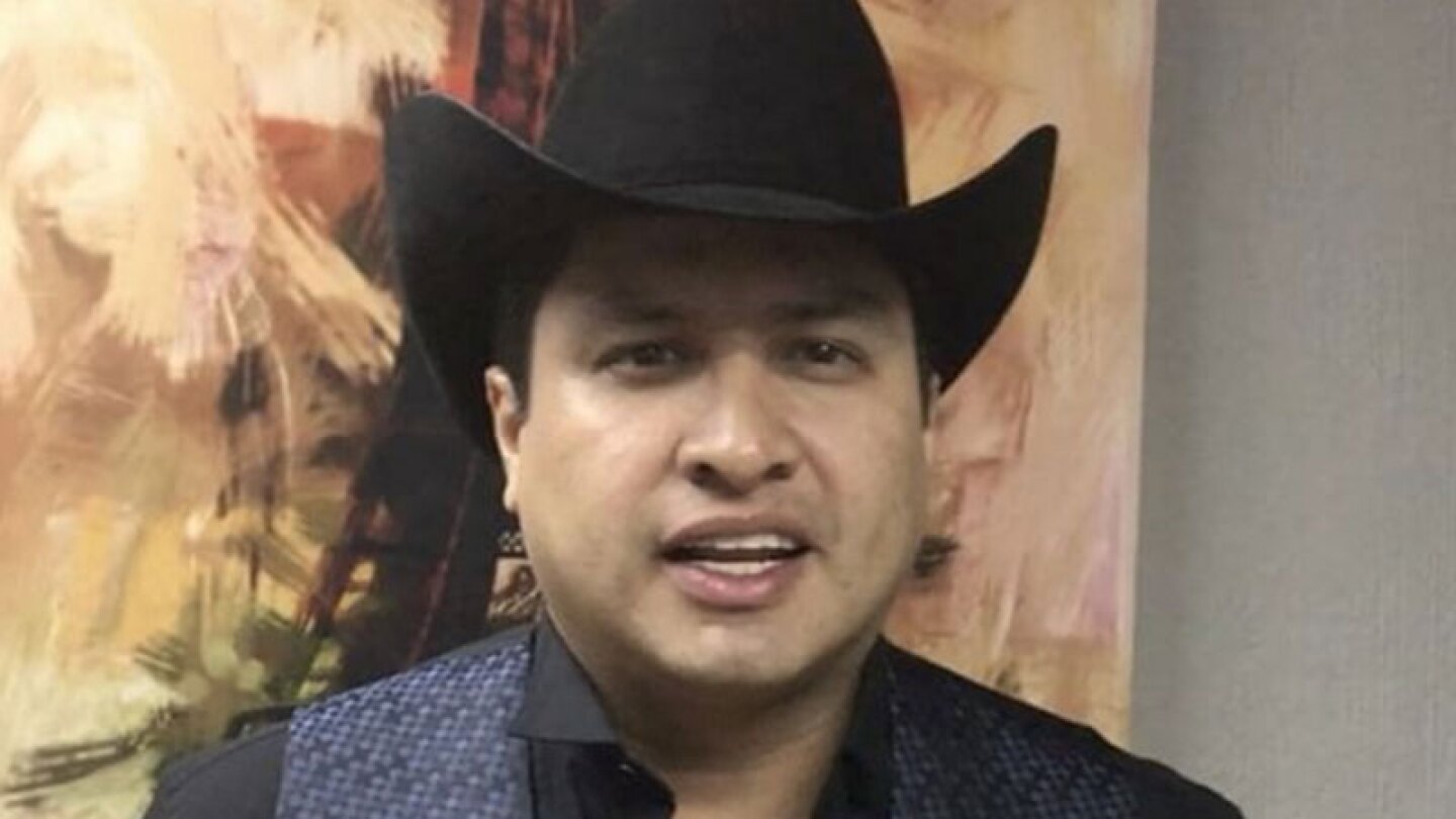 Julión Álvarez quiere que este actor lo interprete en serie biográfica.