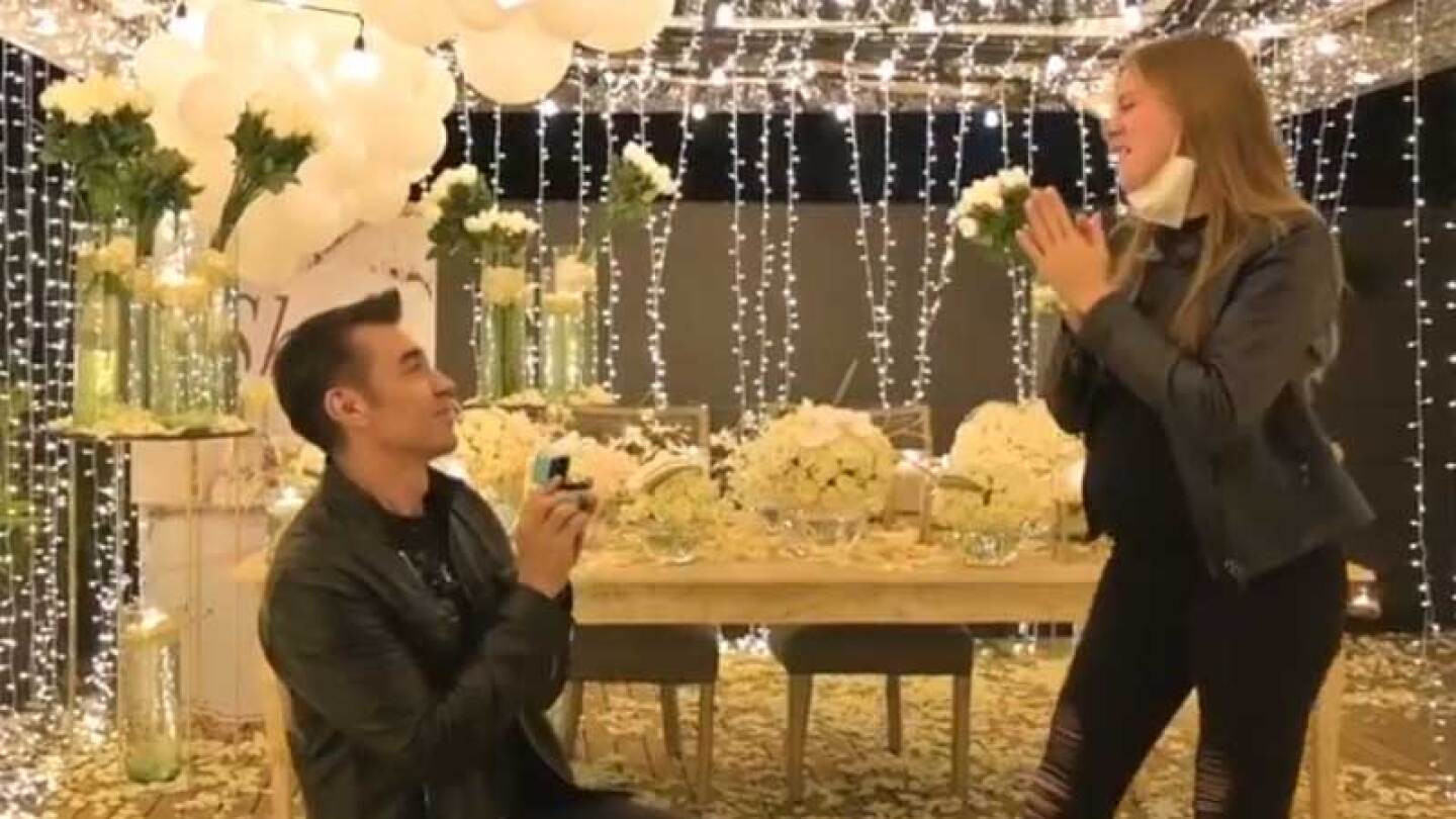 Instagram: @adrianuribe