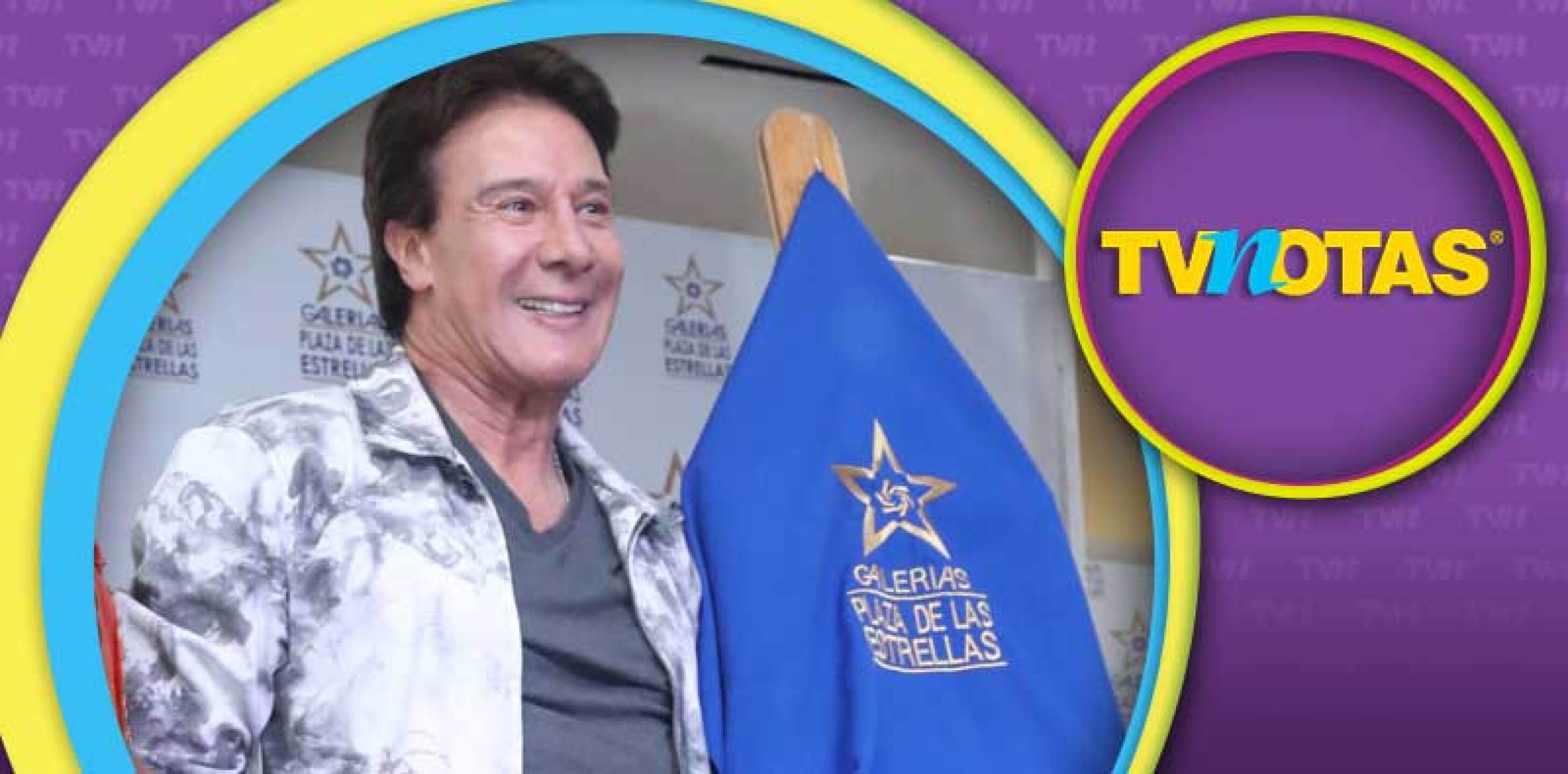 El cantante recibió este viernes un reconocimiento en la Ciudad de México.