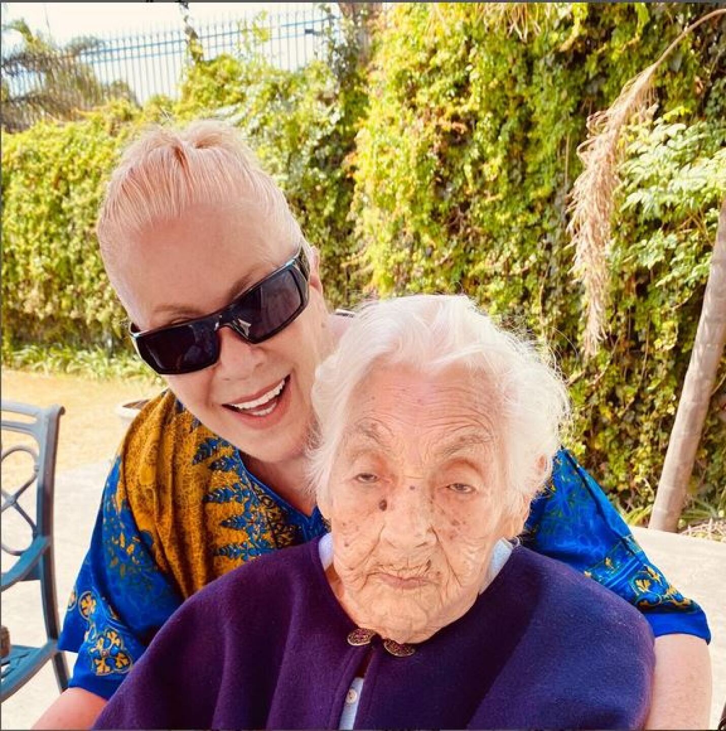 Laura Zapata cuenta la razón por la que su abuelita fue a dar el hospital