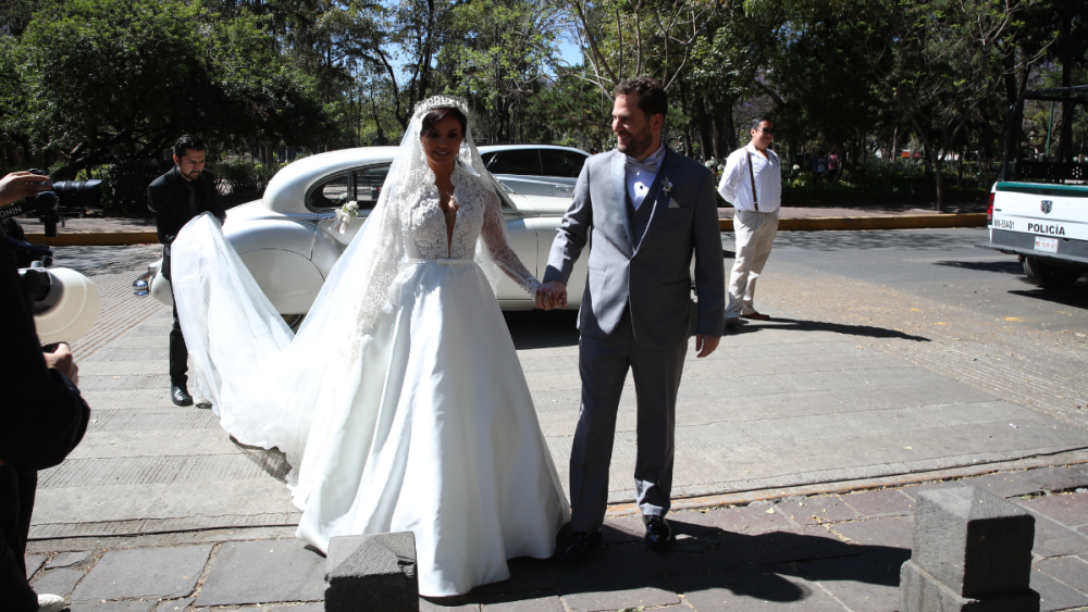Aleida Núñez boda por la iglesia