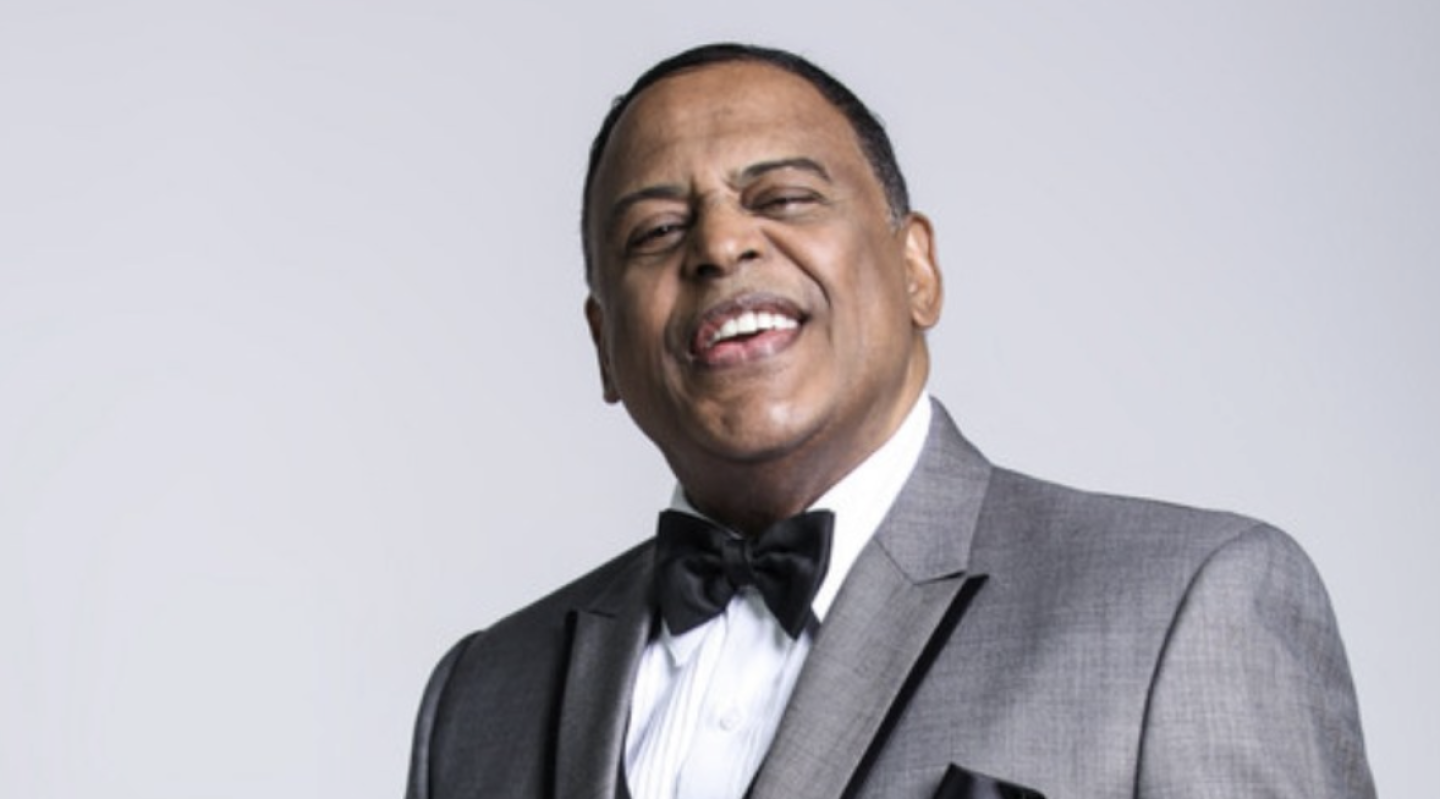 Wilfrido Vargas hospitalizado en terapia intensiva por cuadro de influenza y neumonía