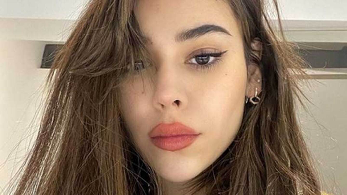 Danna Paola se hace un tatuaje en memoria de su abuelita