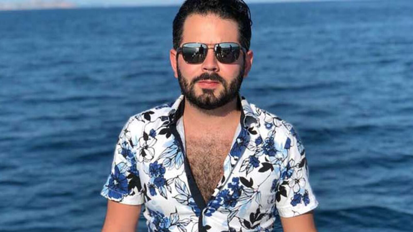 jose eduardo derbez aduana