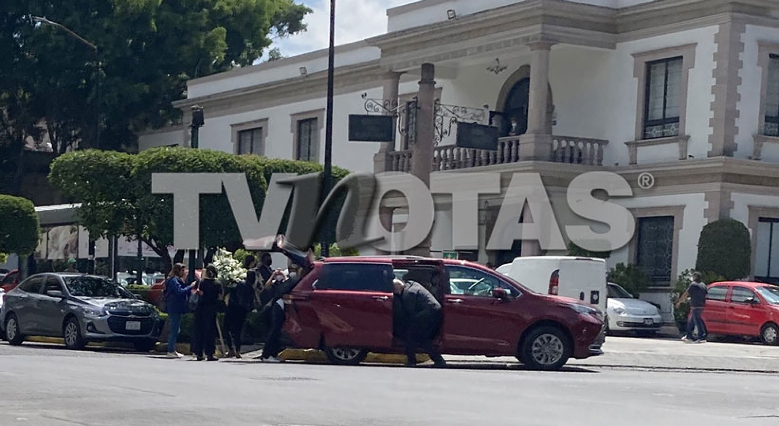 Yrma Lydya recibe el último adiós de sus amigos y familiares