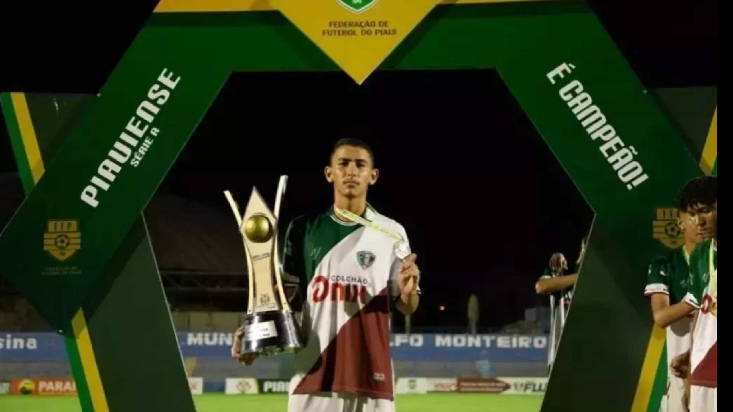 muere el  jugador Antony Ylano, de 20 años, en un accidente de tráfico
