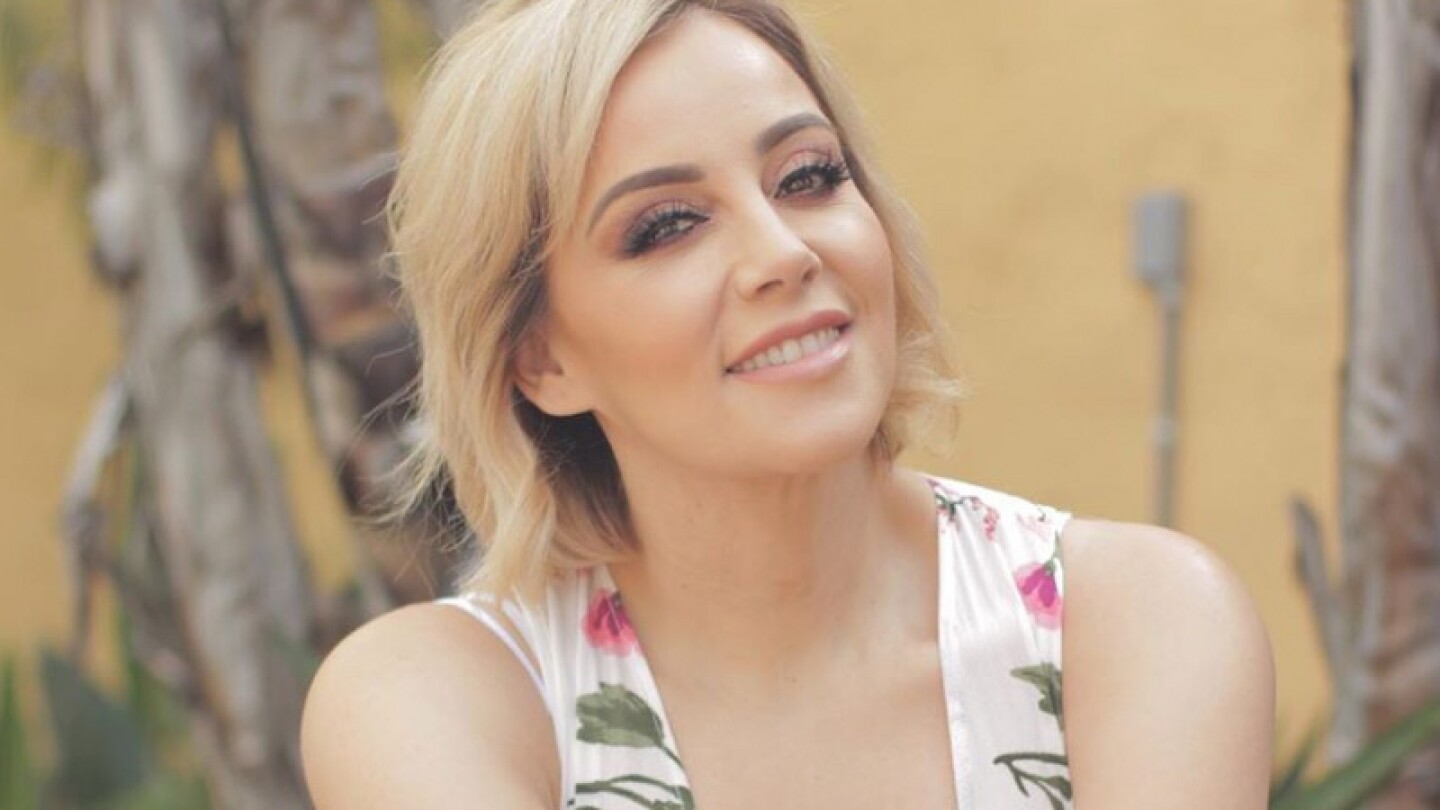 Importante televisora veta a Rosie Rivera por este motivo