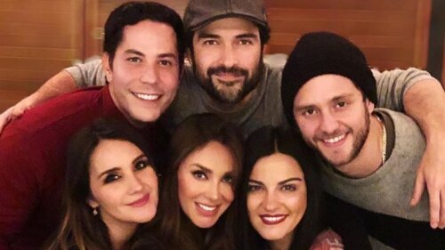 Dulce María recibe felicitaciones por parte de sus compañeros de RBD