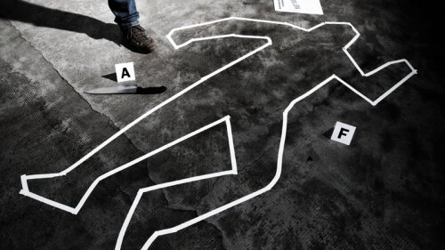 Captan en video el terrible asesinato de un hombre en peluquería