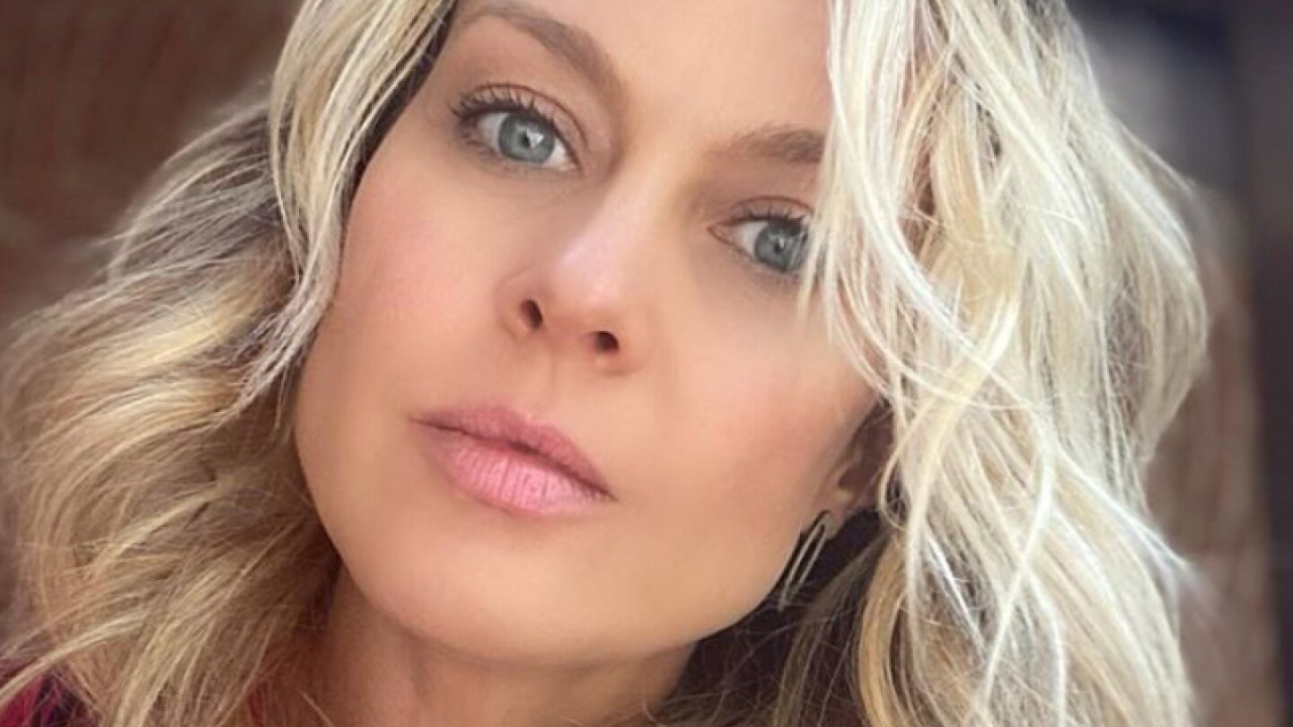 Fey sorprende con rostro al natural en Instagram