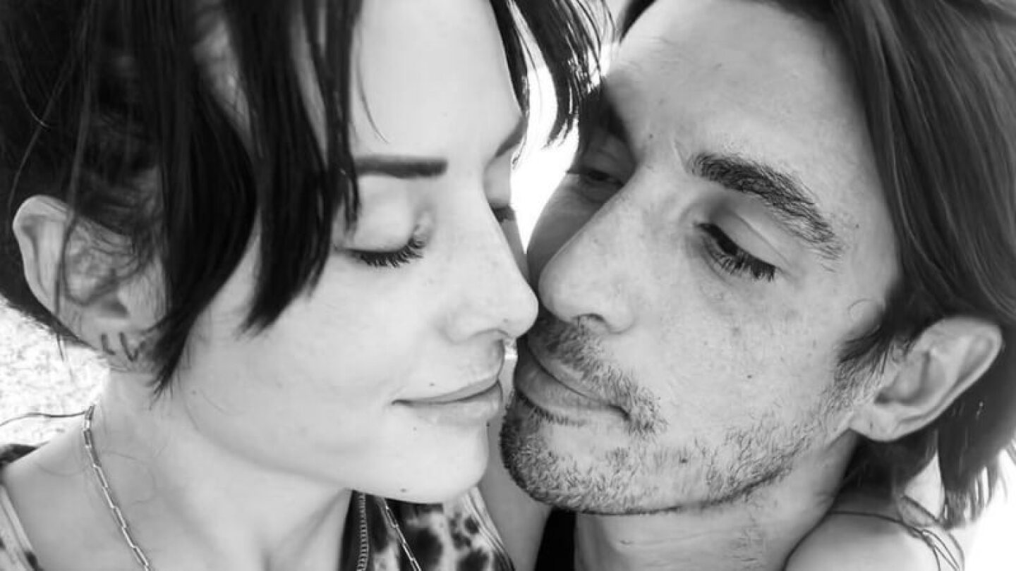 Zuria Vega y Alberto Guerra celebran su octavo aniversario