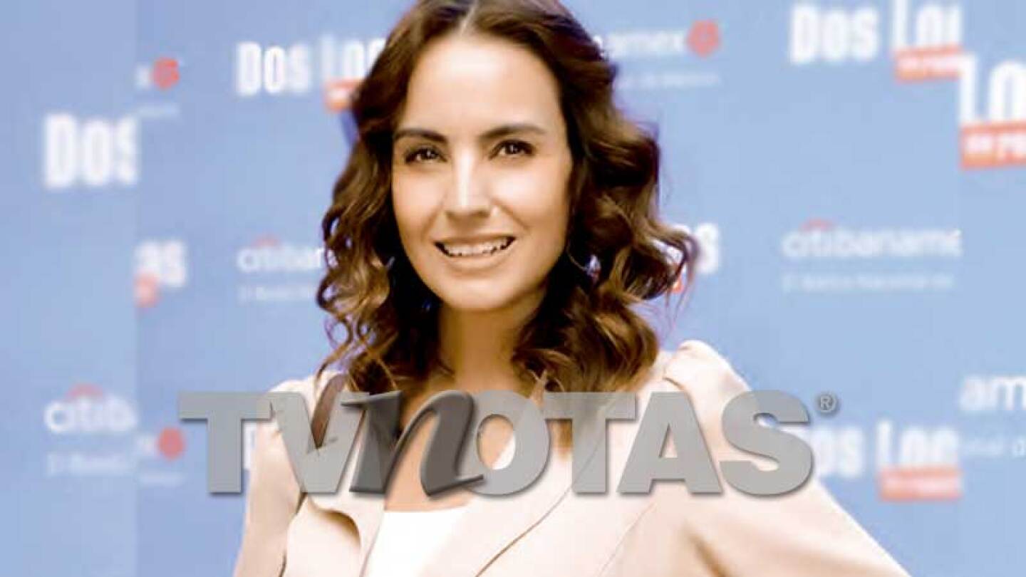 Alejandra Barros ya se comprometió