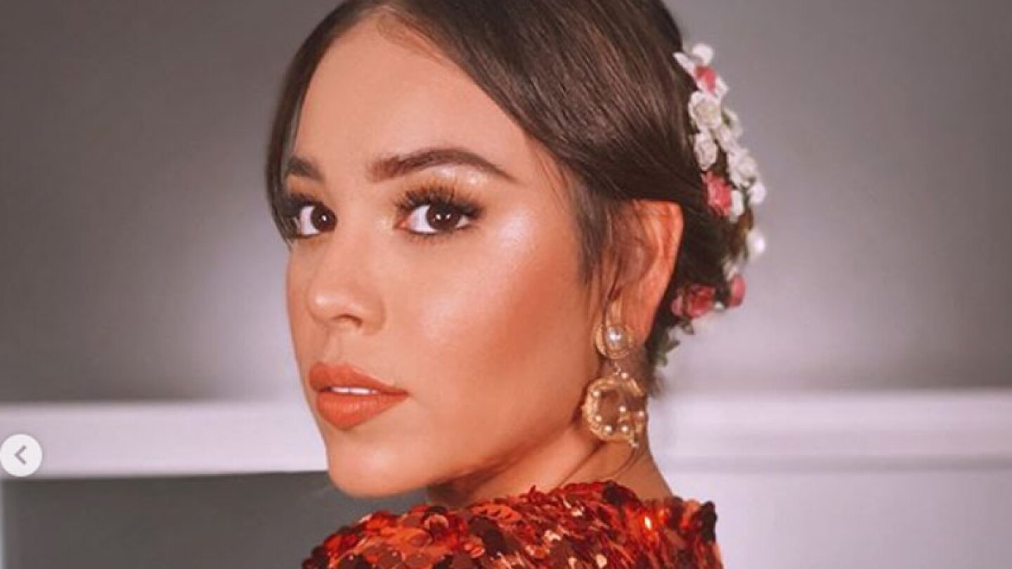 Fans le reclaman a Danna Paola que haya usado playback