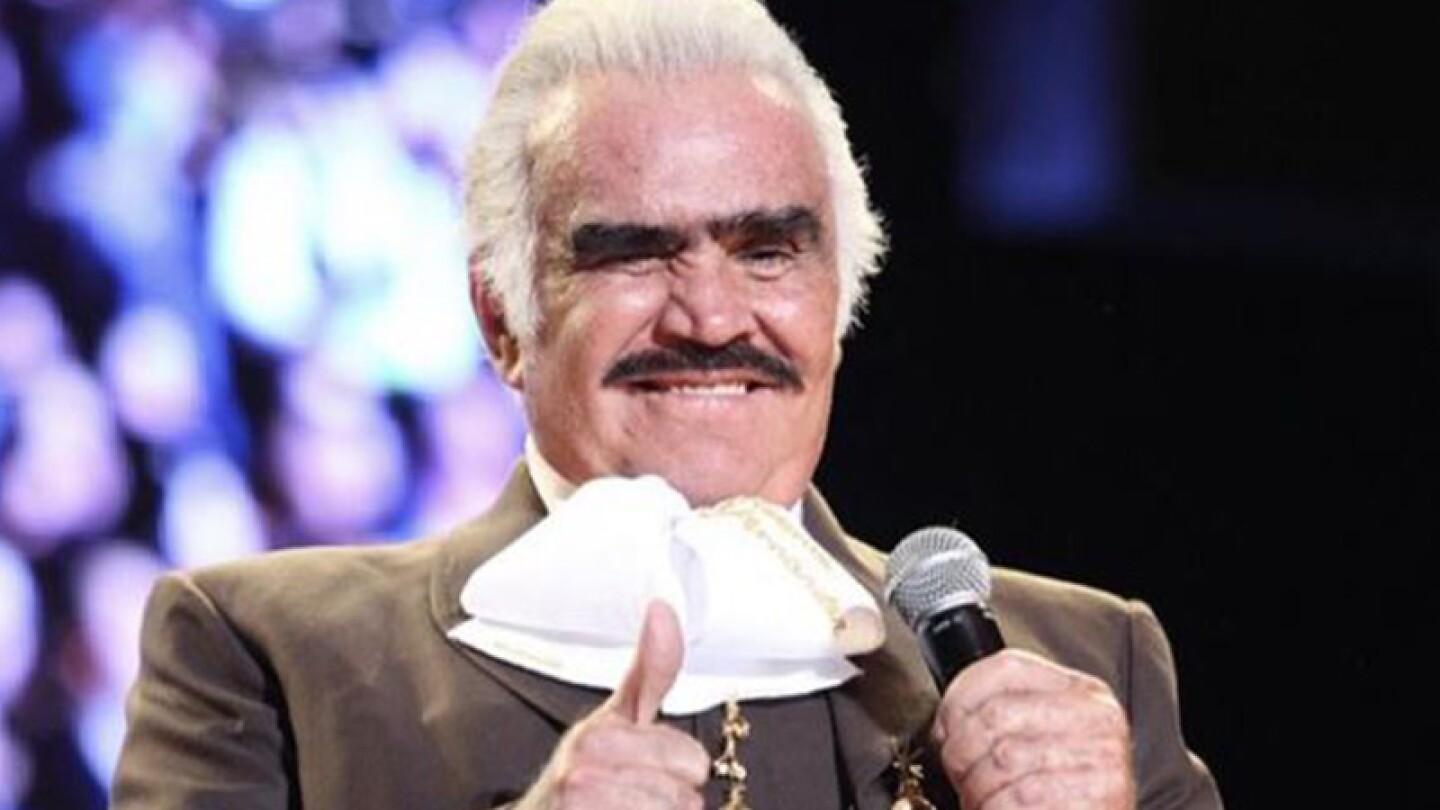 Vicente Fernández.