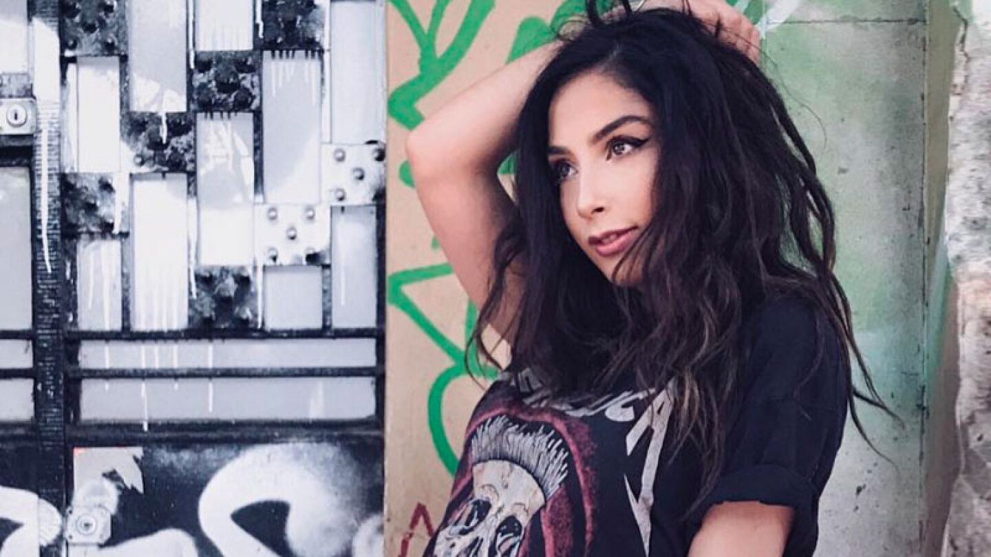 María Chacón comete descuido con su sexy vestido.