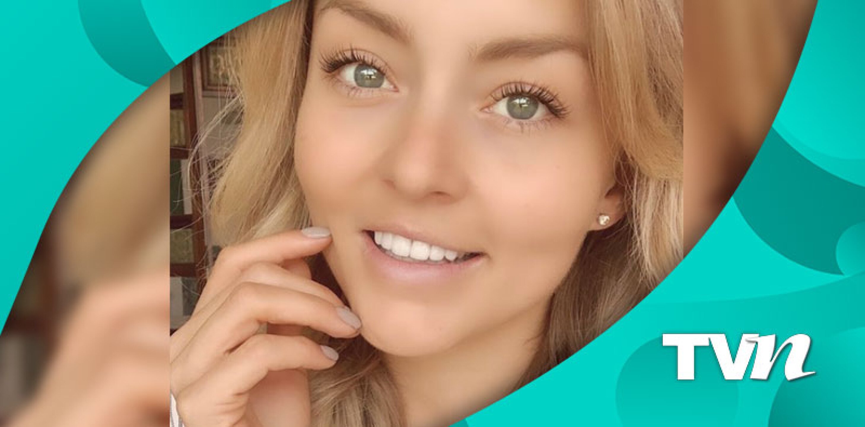 Instagram: @angeliqueboyer