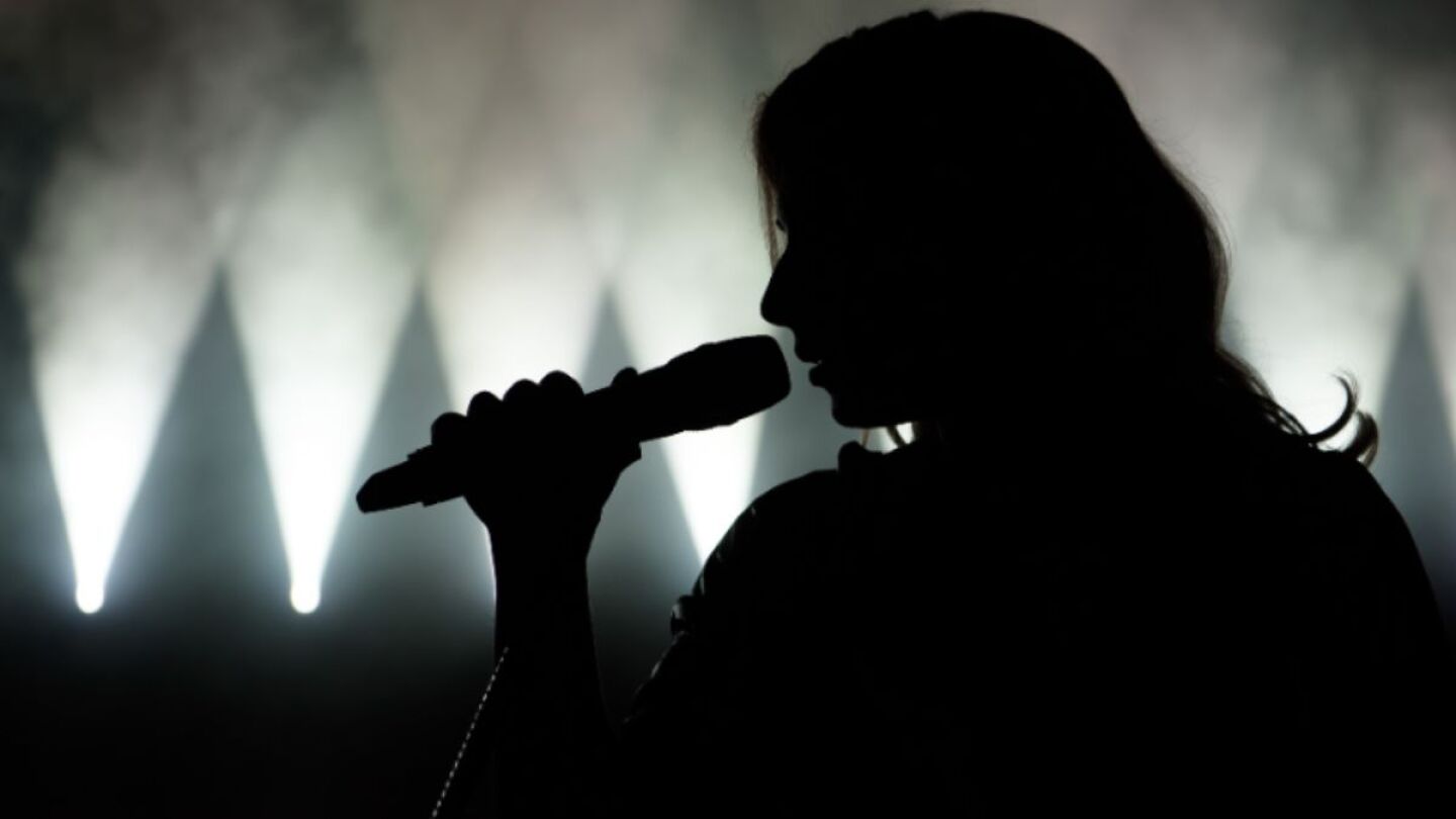 Dawn Robinson vive en la calle