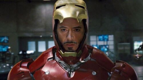 Robert Downey Jr como Iron Man