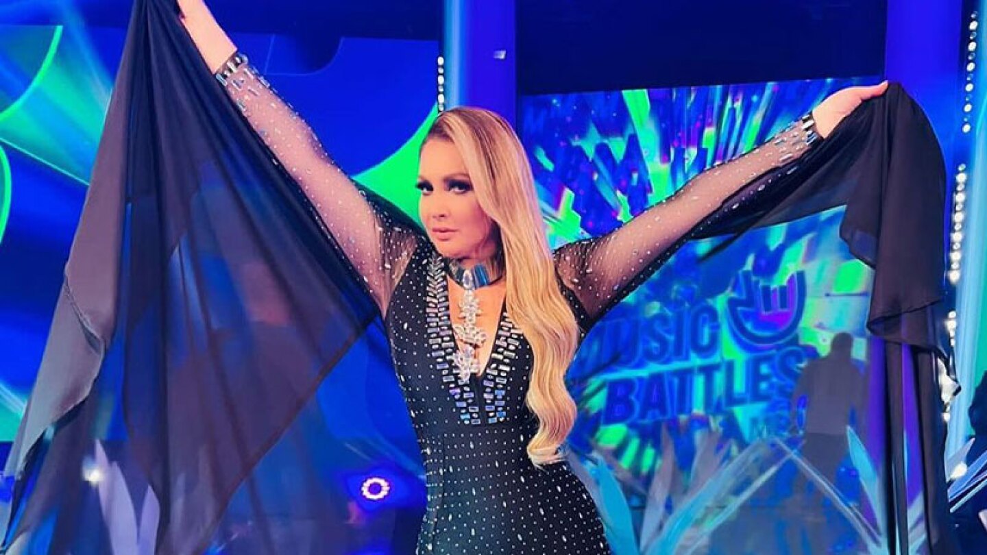 Paty Navidad responde a señalamientos por su peso.