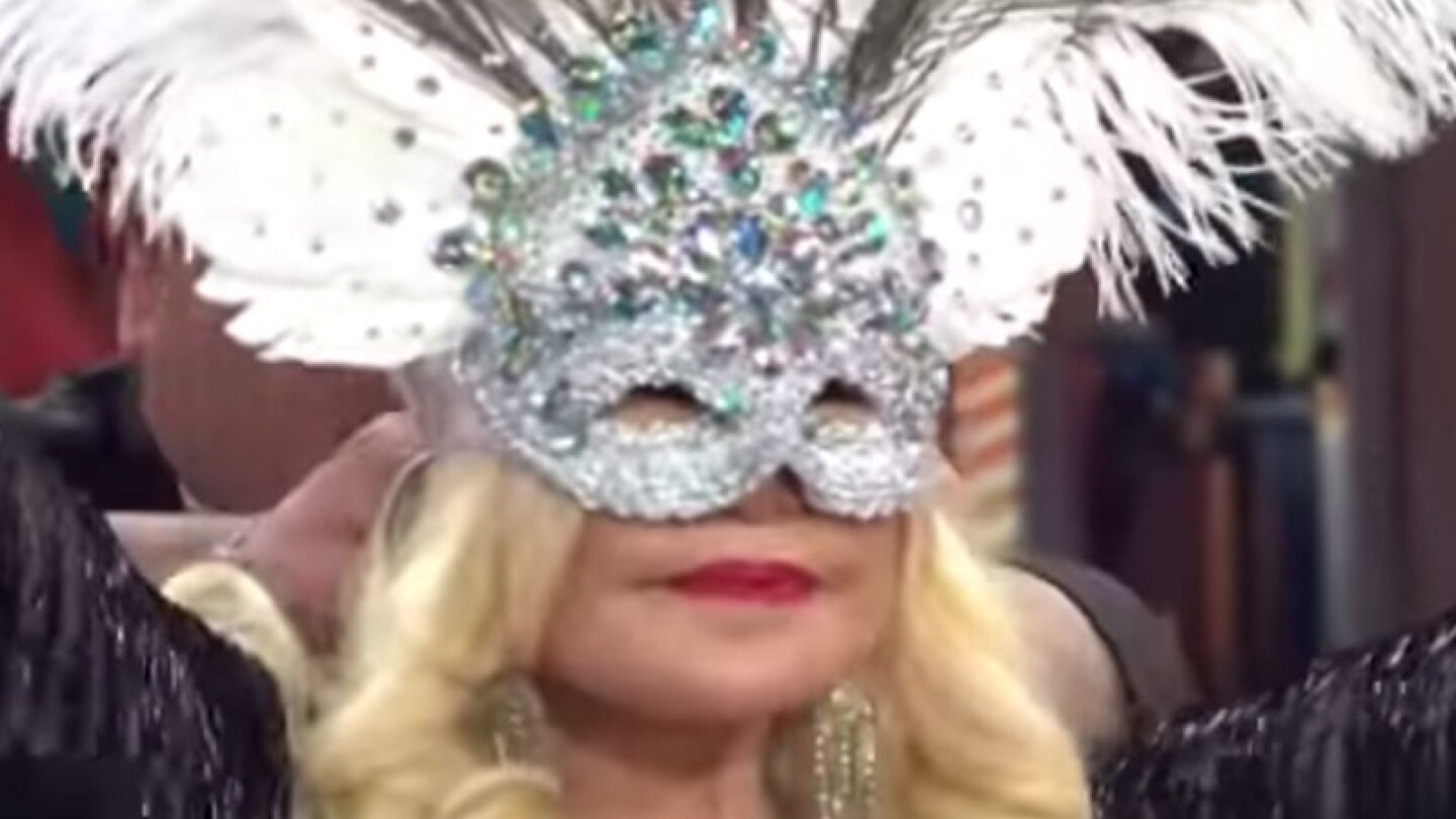 La vedette se realizó un nuevo procedimiento estético y enseñó el resultado en televisión.