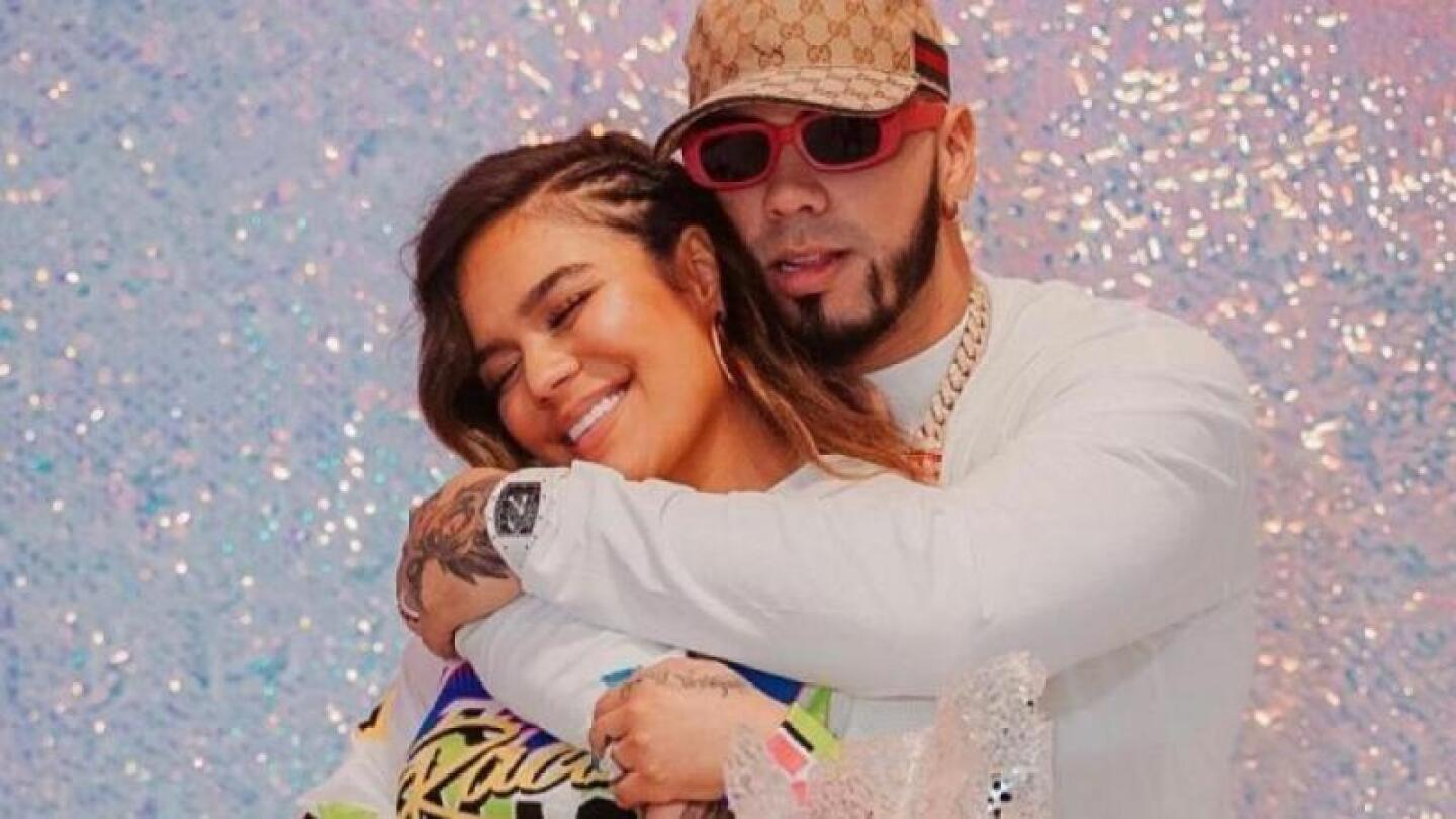 Karol G ya olvidó a Anuel AA; foto confirmaría que ya tiene nuevo novio