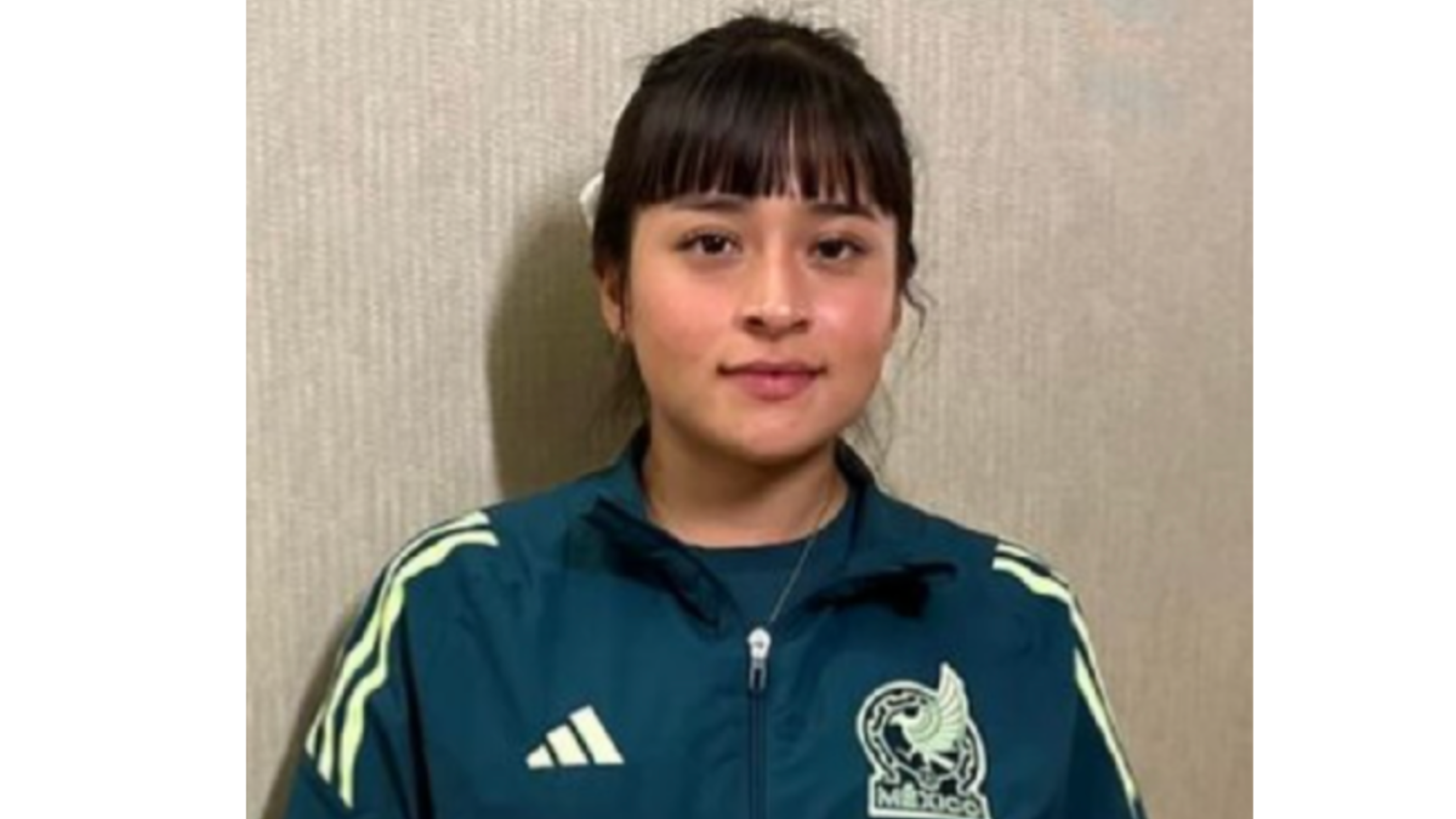 Cassandra Abigail Salguero futbolista de playa