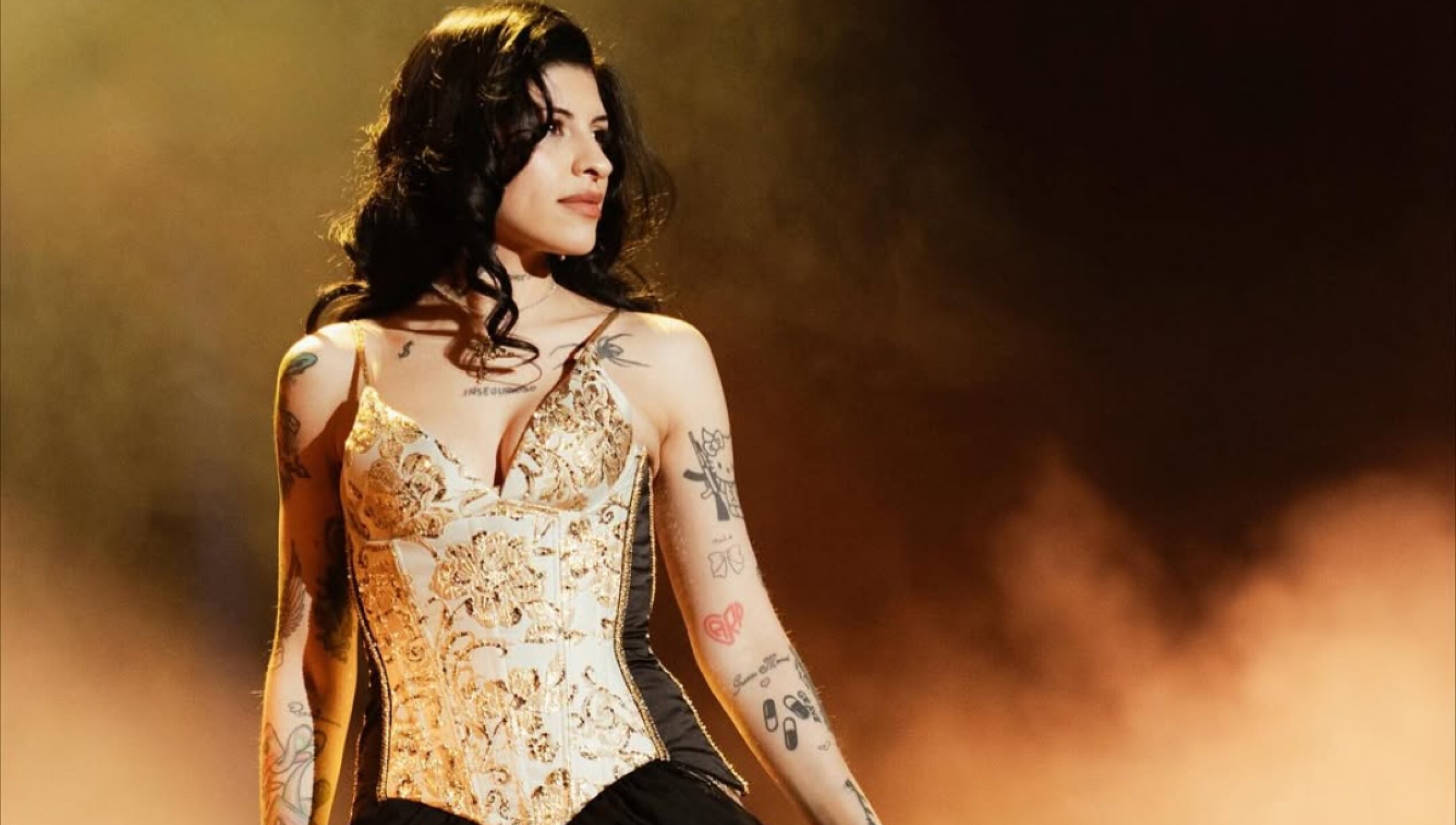 nodal-angela-aguilar (2).jpg