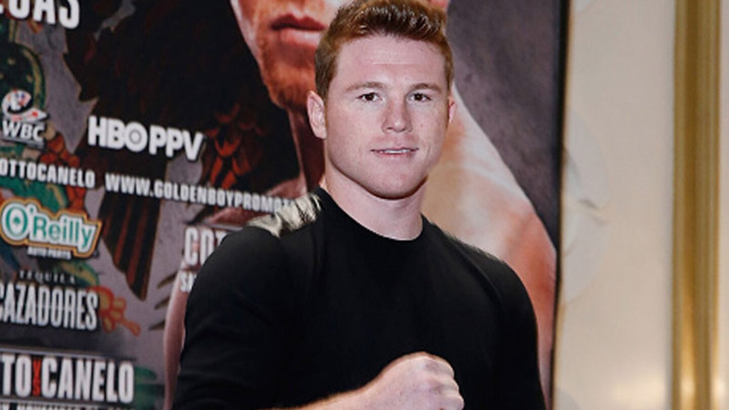 Canelo Álvarez y Shannon de Lima estrenan romance
