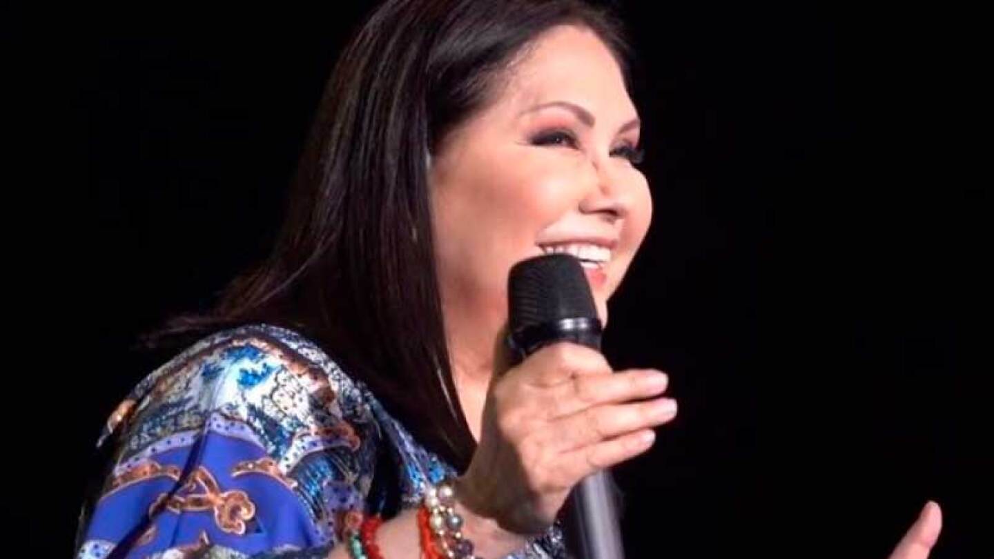 Ana Gabriel no quería abrazos para no enfermarse, pero tuvo un accidente