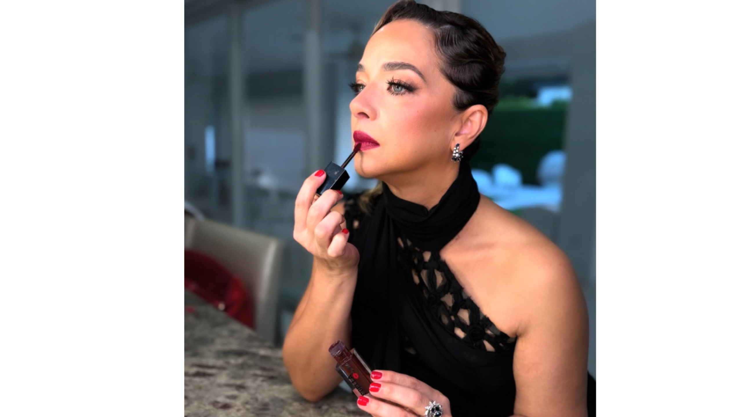 Adamari López presentó a su 'marido'