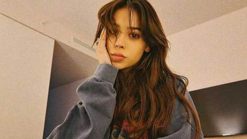 Danna Paola explica cómo su abuelita la sigue guiando a pesar de su muerte