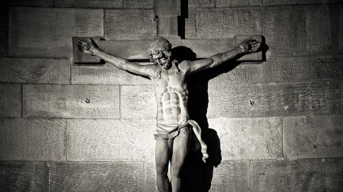 Iglesias cambian de horario por la delincuencia