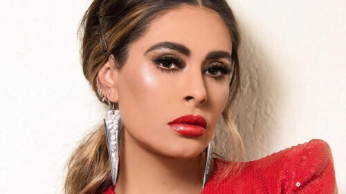 Galilea Montijo sorprende al mostrar su musculosa espalda y diminuta cintura