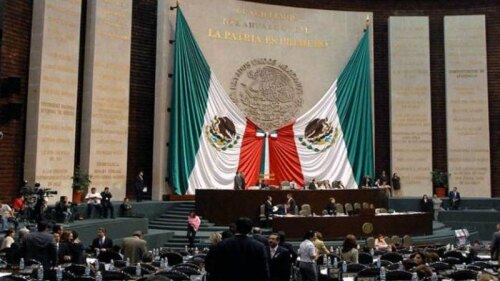 La Cámara de Diputados beneficia con sus pedidos a empresas.