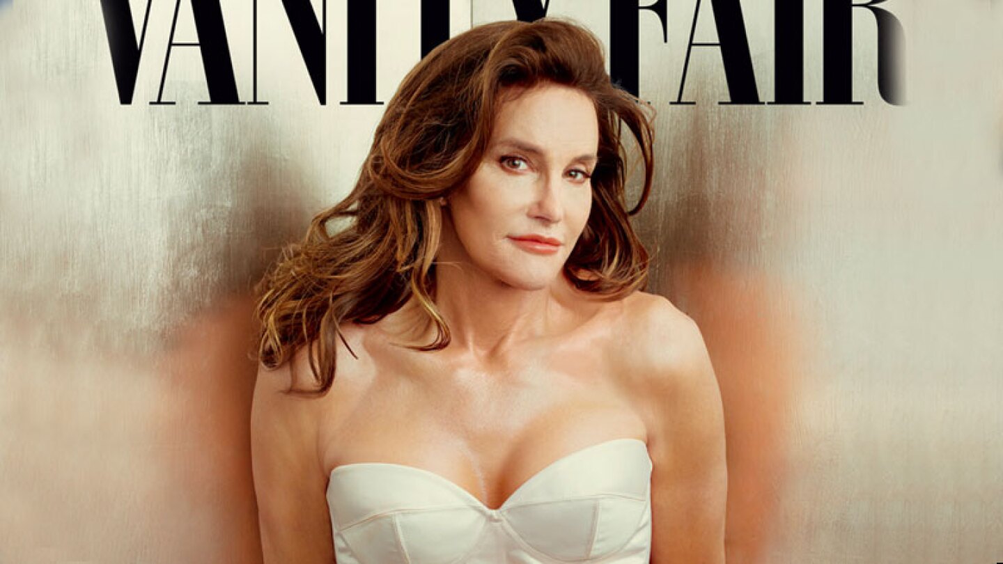 Bruce Jenner tiene 2 años como Caitlyn ¡pero no tiene nada qué celebrar!