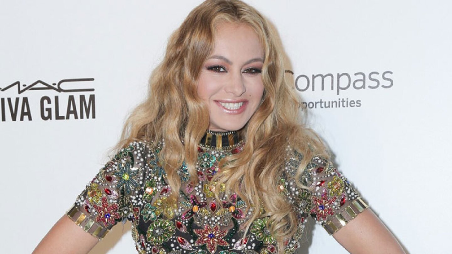 Paulina Rubio sufrió en fiesta de Elton John porque se le rompió un tacón