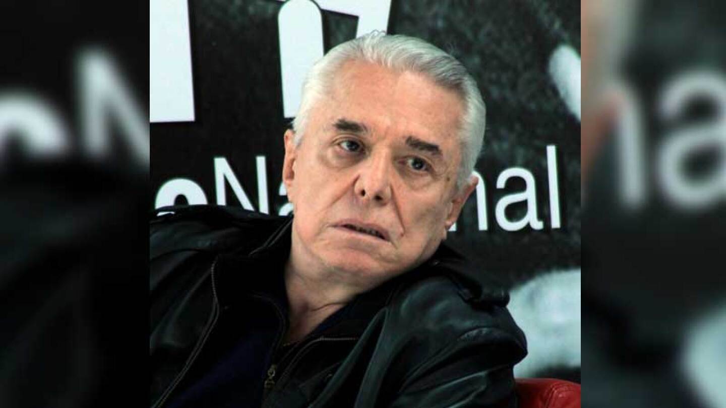 Al final, el cantante se despidió de los medios.